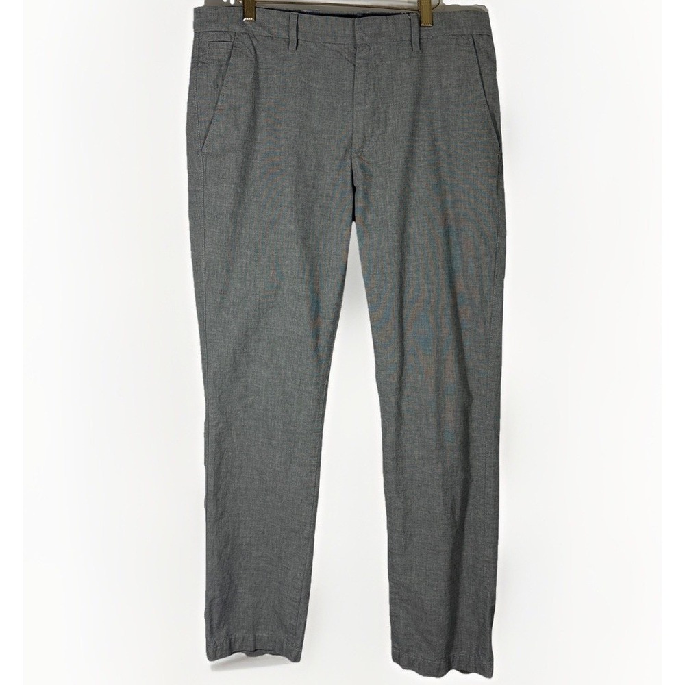 Banana Republic Men's Kentfield Straight Chino Pants 34x30 tag says 33x32
